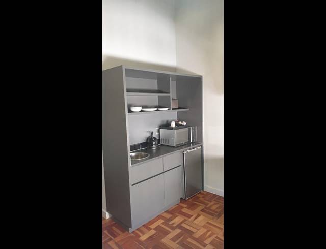 1 BEDROOM PROPERTY TO RENT IN FORESHORE